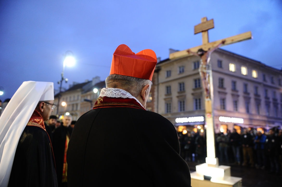 Wielki Piątek 2022. Droga krzyżowa w centrum Warszawy