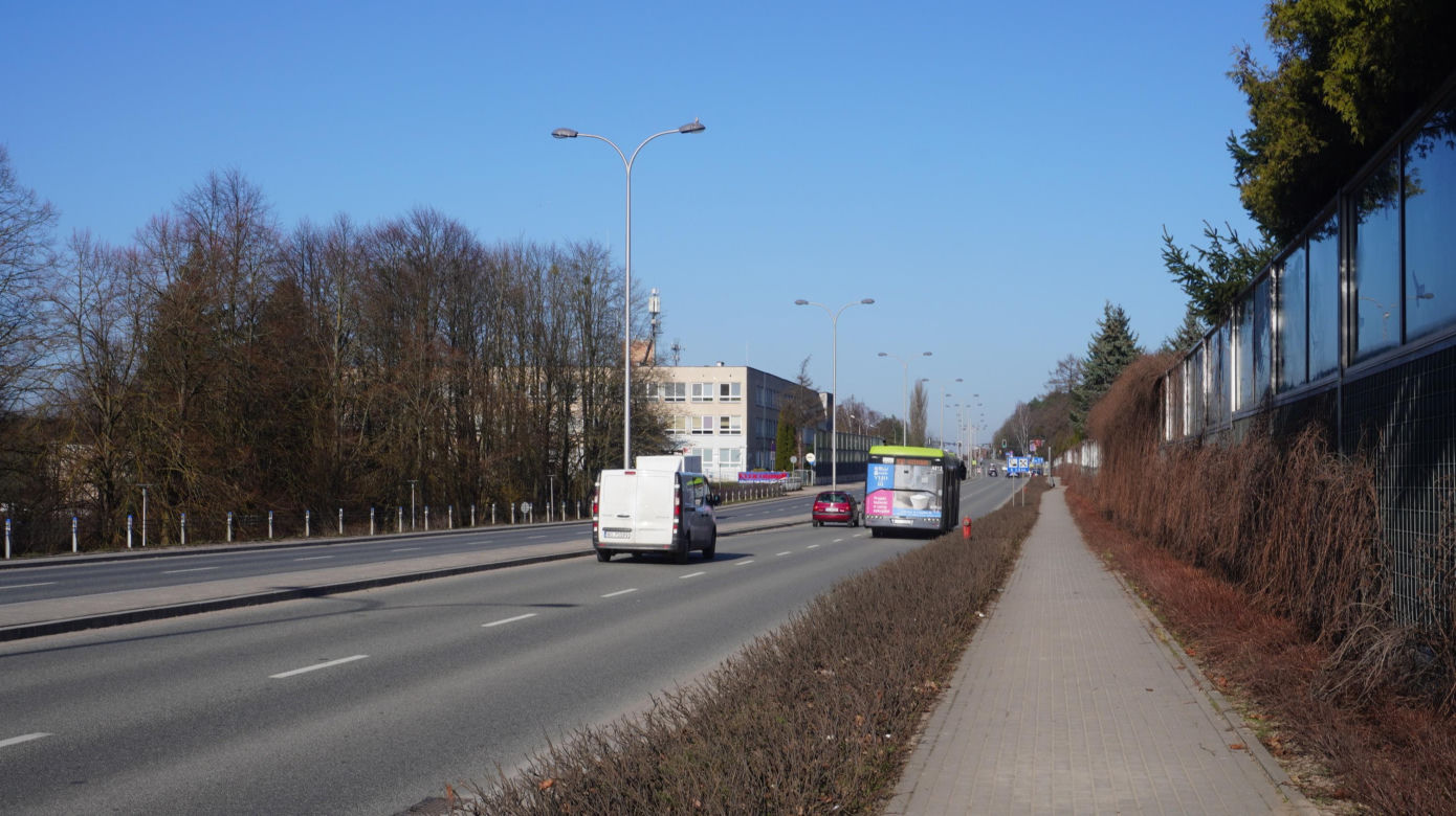 To najdłuższa ulica w Olsztynie. Przebiega aż przez trzy osiedla. Zaskakujące, ile ma metrów!