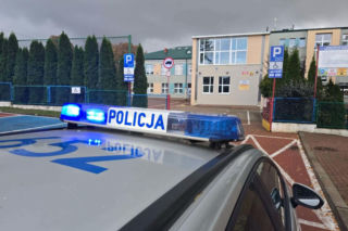 Policjanci pojawili się w podlaskich szkołach. Zaplanowano rozmowy z uczniami