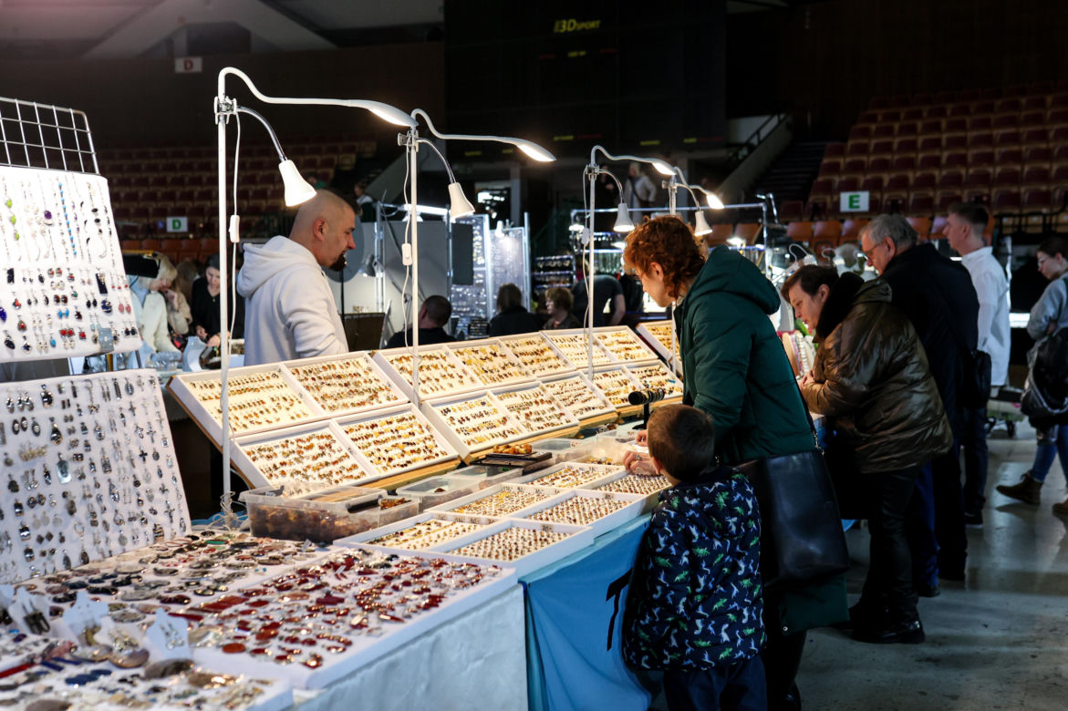 Ślonsko Giełda Biżuterii Minerałów i Skamieniałości GeoExpo w Spodku
