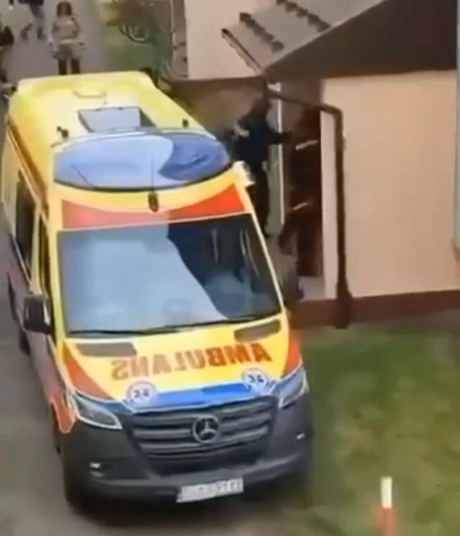 Dramat w Sanoku. Dwie osoby nie żyją, sprawca zastrzelony przez policję