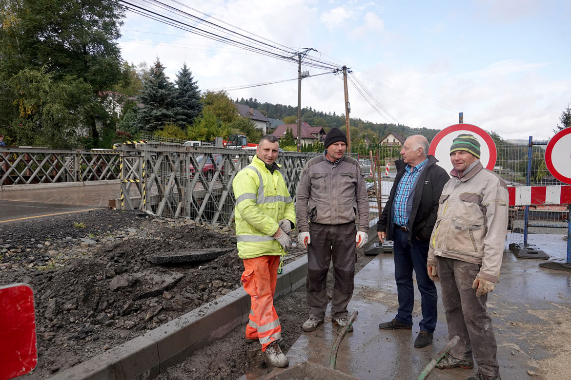 Budowa mostu na ul. Marcinkowickiej w Chełmcu