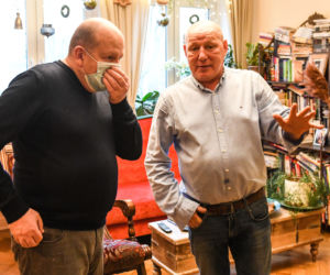 Tak mieszka jasnowidz z Człuchowa z piękną żoną!