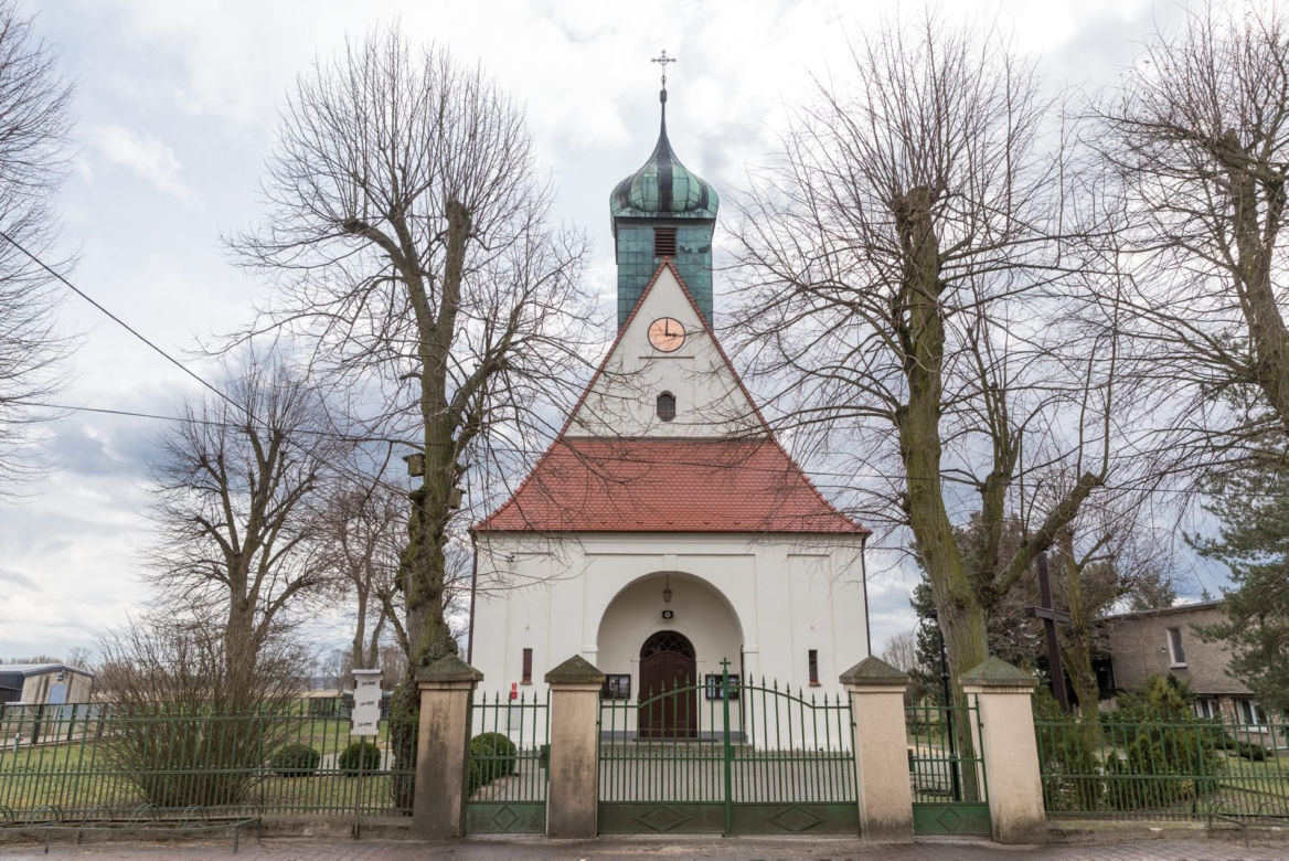 Ksiądz molestował dziecko przed pierwszą komunią