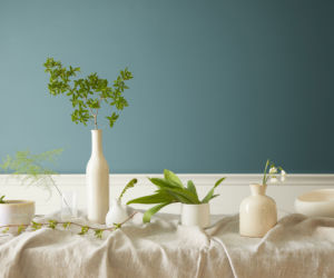 Kolor Roku 2021 Benjamin Moore: zielono-niebieski Aegean Teal