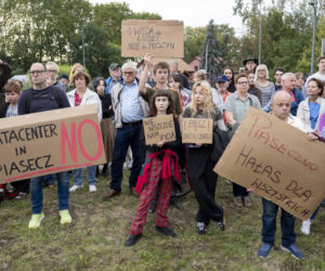 Protest w Piasecznie przeciwko Data Center