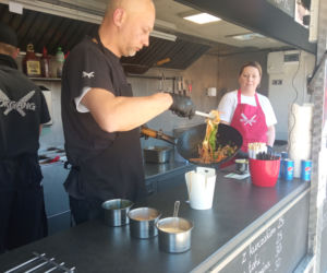 Tłumy na V Festiwalu Smaków Food Tracków w Lesznie