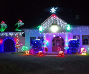 Magia Świąt w Świętokrzyskiem. Gdzie szukać najpiękniej oświetlonych domów? Rzepin i gmina Pawłów skradły show!