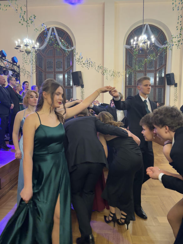 Studniówka 2025 LO św. Marii Magdaleny w Poznaniu