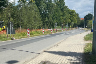 Najpierw ścieżka, potem rozbiórka? Inwestycja pod Wrocławiem budzi pytania