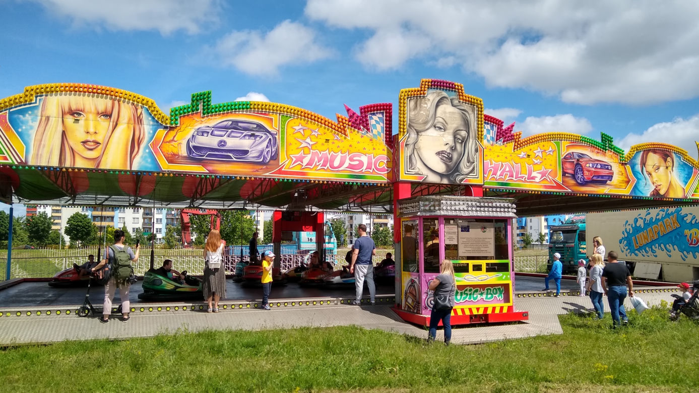 Białystok. Lunapark Bajka na Zielonych Wzgórzach