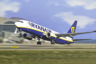 Z Gdańska do Rzymu i Albanii za grosze? Ryanair ogłasza rewolucję. 5 nowych tras i tańsze bilety