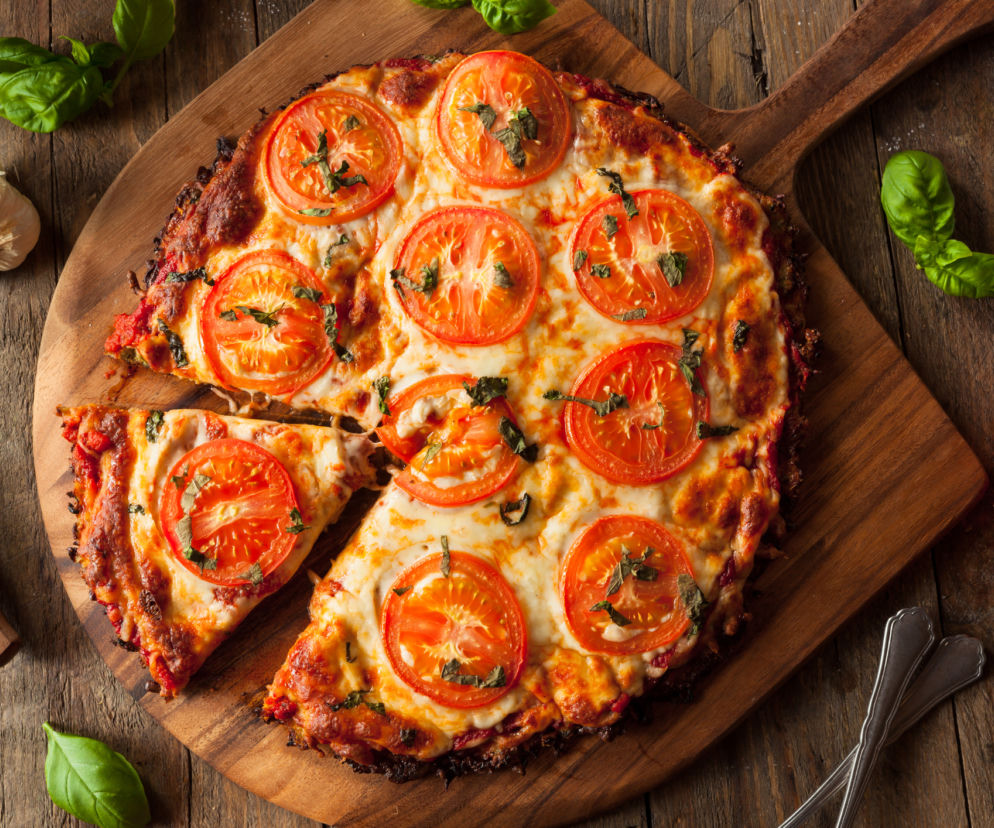 Pizza z kalafiora: przepis na niskokaloryczne danie