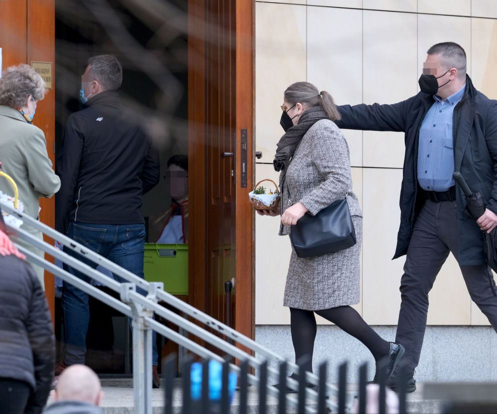 Zgadnij co ochroniarz Pawłowicz ma pod koszulą