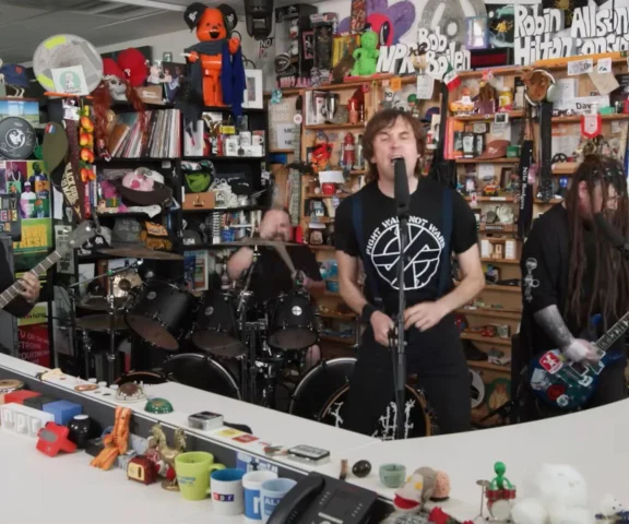 Muzycy Napalm Death przeszli do historii. Zagrali w ramach kultowej serii koncertów na żywo