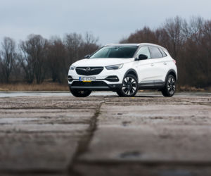 Opel Grandland X 1.2 Turbo 130 KM M6 Elite