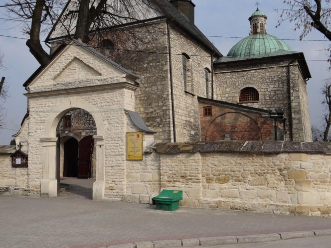 To jedno z najmniejszych miast w Małopolsce. Kiedyś straciło prawa miejskie na wiele lat