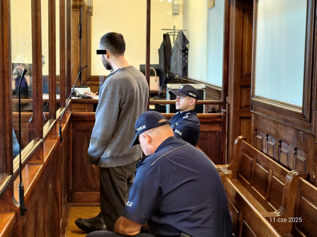 Nie miał litości dla matki swoich dzieci. Ofiarę porównał do kurczaka