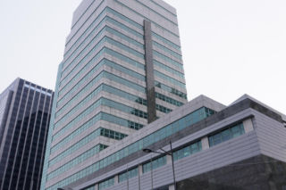 Warszawski wieżowiec sprzedany. Teraz może pójść do rozbiórki