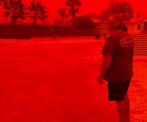 Czerwone niebo nad Australią