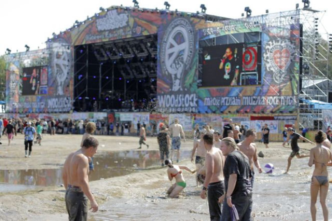 PRZYSTANEK WOODSTOCK 2012: Jak BAWILI SIĘ uczestnicy festiwalu - DUŻO ZDJĘĆ