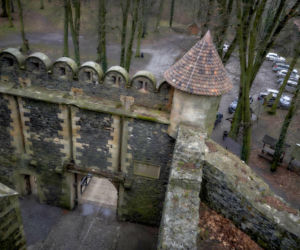 To jeden z najpiękniejszych zamków w Polsce. Mało kto wie, że zbudowano go na…wygasłym wulkanie