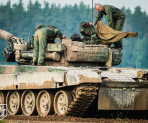 Zawiszacy za sterami legendy. Nowi kierowcy czołgów PT-91 w 15. Brygadzie