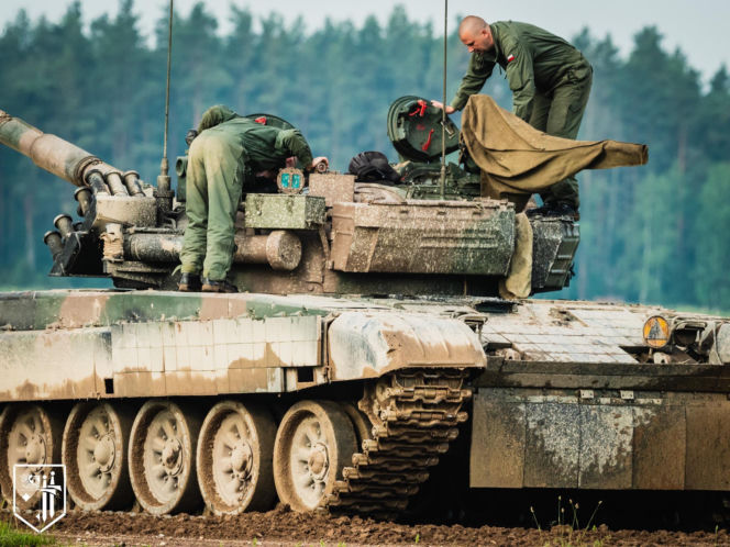 "Zawiszacy" za sterami legendy. Nowi kierowcy czołgów PT-91 w 15. Brygadzie