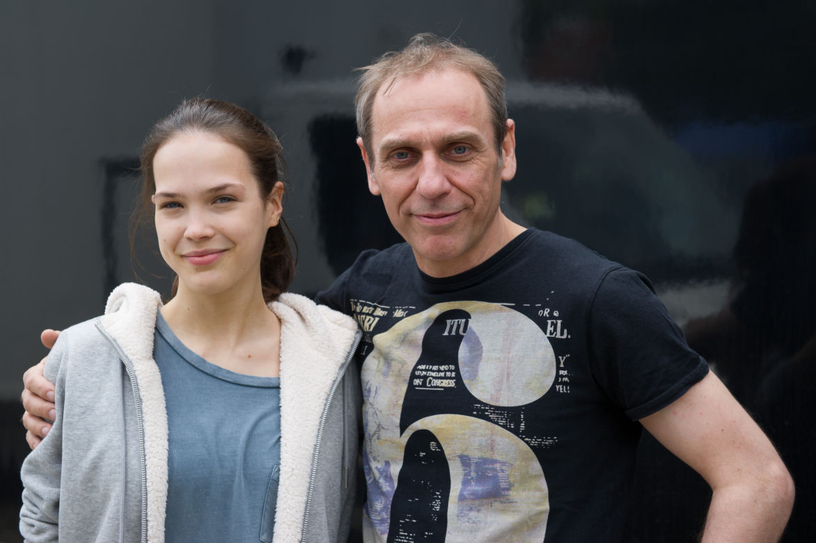 Na Wspólnej odc. 2175. Wacek (Tomasz Sapryk), Paulina (Dagmara Bryzek)