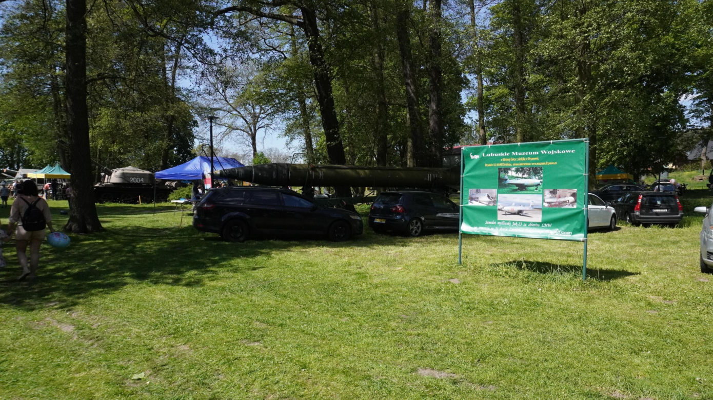 Piknik modelarski 2024 w Lubuskim Muzeum Wojskowym w Drzonowie