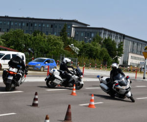 Białystok. Szkolenie policyjnych motocyklistów