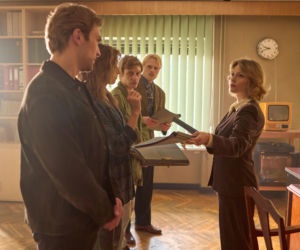 Wojna zastępcza odc. 5. Artur (Mateusz Więcławek), Zuza (Waleria Gorobets), Budyń(Piotr Witkowski) i Gutek (Karol Bernacki)