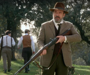 La promesa, odcinek 365: Lorenzo wyjeżdża w obawie przed karą za śmierć Feliciano. Curro mu nie daruje