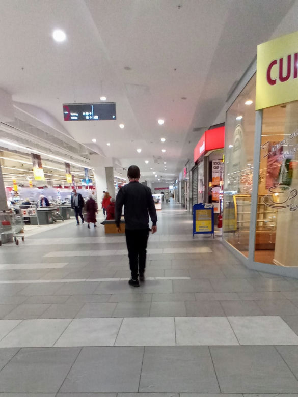 Galerie handlowe w Szczecinie po zniesieniu części ograniczeń - 4 maja 2020