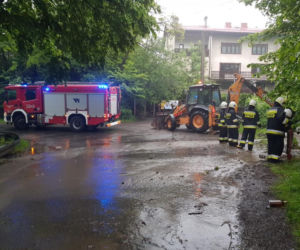 Pogotowie przeciwpowodziowe na Śląsku. Rzeki przekroczyły stany alarmowe! [ZDJĘCIA]