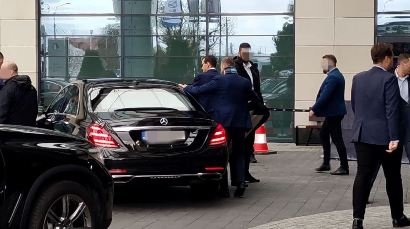 Premier Mateusz Morawiecki przyjechał na spotkanie z reprezentacją Polski