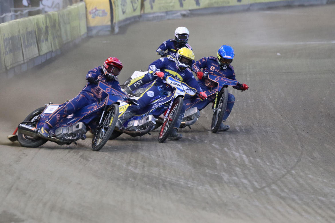 ebut.pl Stal Gorzów - KS Apator Toruń, zdjęcia z meczu 1. kolejki PGE Ekstraligi