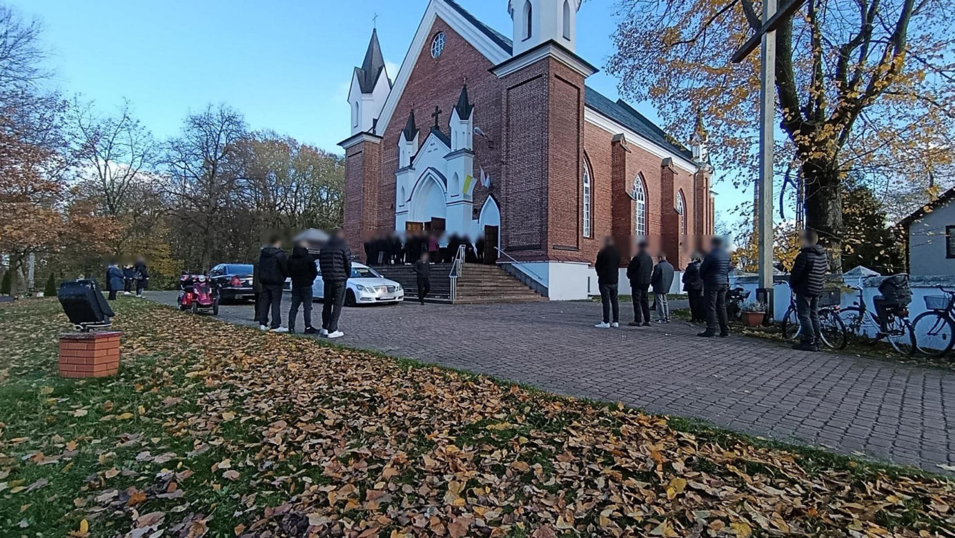 Pogrzeb 17-letniego Łukasza z Woli Osowińskiej