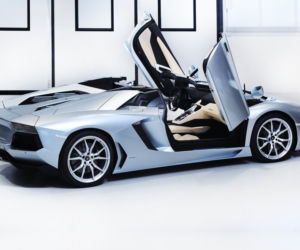 Lamborghini Aventador LP700-4 Roadster