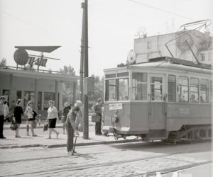 Biuro podróży „Turysta”, ul. Piłsudskiego (wówczas Świerczewskiego), 1972 r.