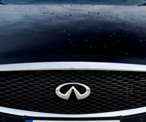 Infiniti Q70h Premium Tech