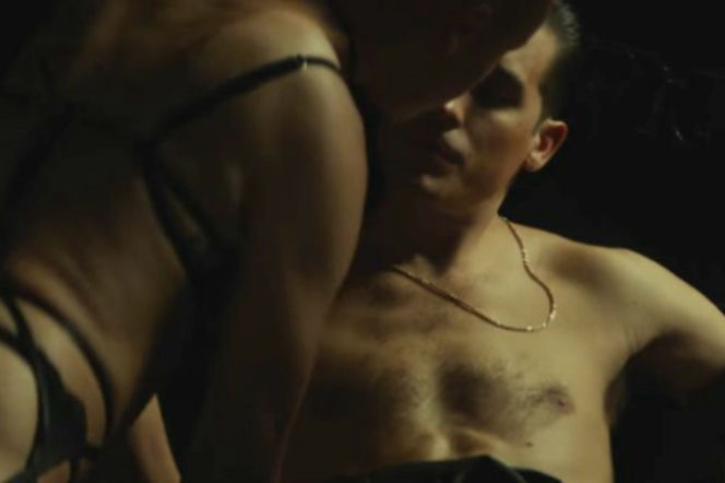 screen z teledysku G-Eazy - Some Kind Of Drug ft. Marc E. Bassy