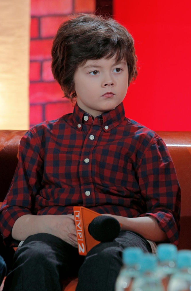 Mateusz Pawłowski jest dziś nie do poznania. Tak zmienił się Kacperek z serialu "Rodzinka.pl"