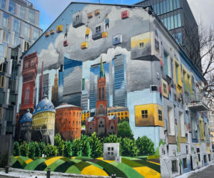 Oddychający mural na Woli