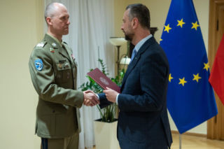 Nowy dowódca CyberWojsk. Gen. bryg. Mariusz Chmielewski na czele cyfrowej obrony