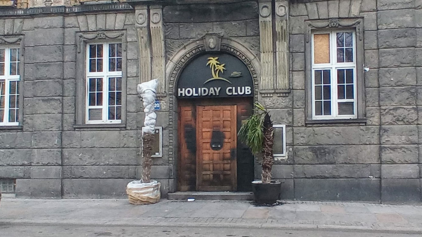 Podpalenie w Holiday Club