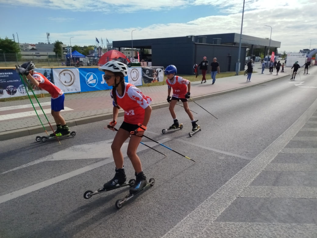 Zawody o Puchar Polski na nartorolkach Marwe Cup 2025 zostały zainaugurowane w Siedlcach
