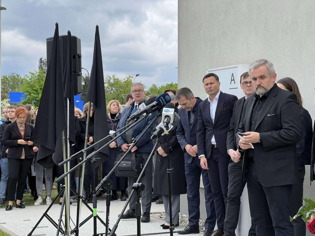 Dzień Żałoby w Szpitalu Uniwersyteckim w Krakowie. Medycy protestują po śmierci Tomasza Soleckiego 