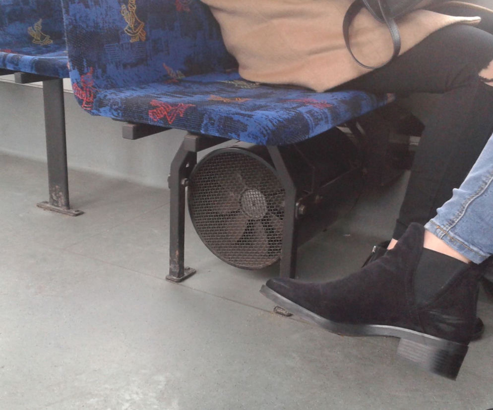 Lepiej dmuchać na zimne i trzymać się z dala od źródeł ciepła w tramwajach!