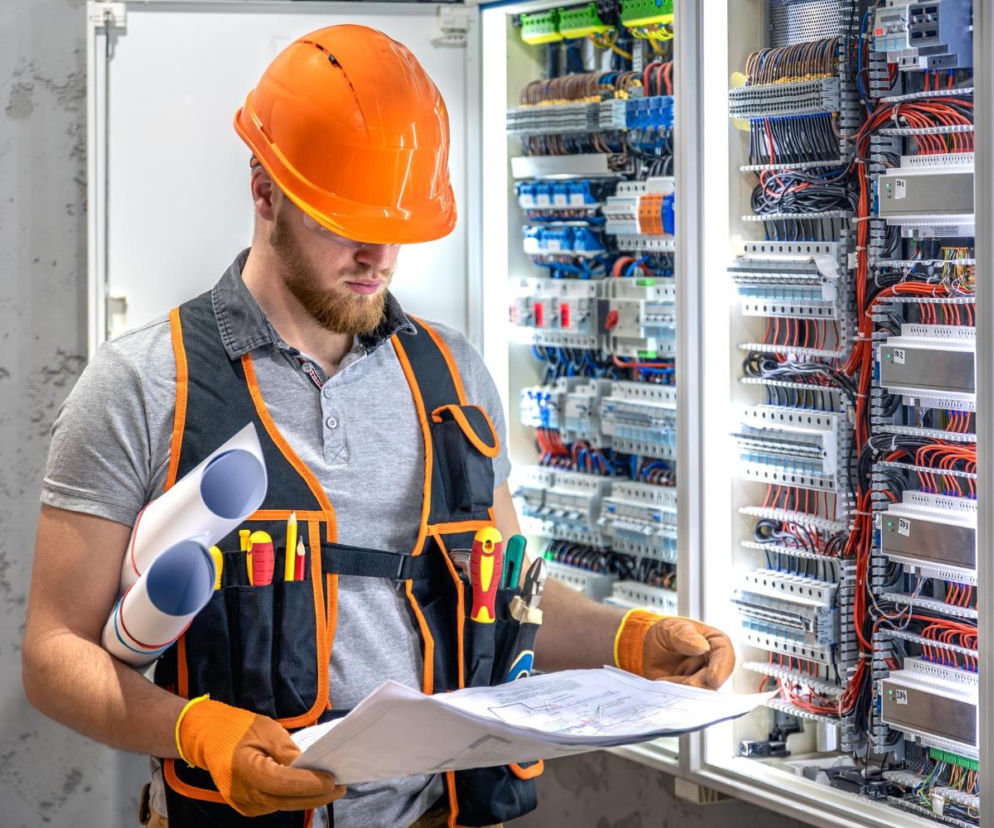 W tych zawodach brakuje rąk do pracy. Pracownicy tych profesji będą najbardziej pożądani na rynku w 2026 roku